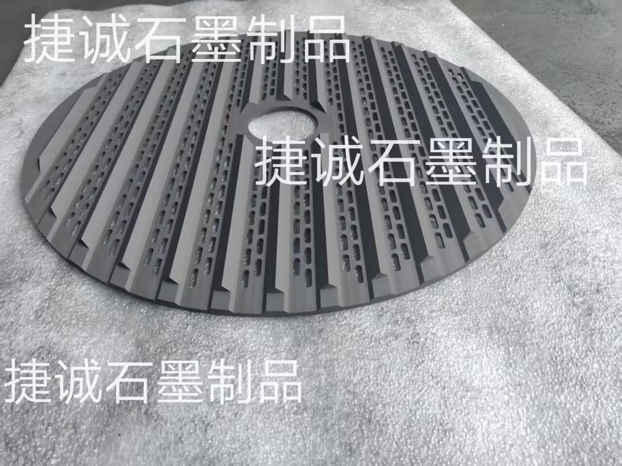 鎢鋼刀片燒結(jié)石墨舟，硬質(zhì)合金刀具石墨燒結(jié)盤，石墨盤，石墨模具，刀具燒結(jié)石墨盤，石墨盤加工，硬質(zhì)合金刀具燒結(jié)石墨盤生產(chǎn)廠家