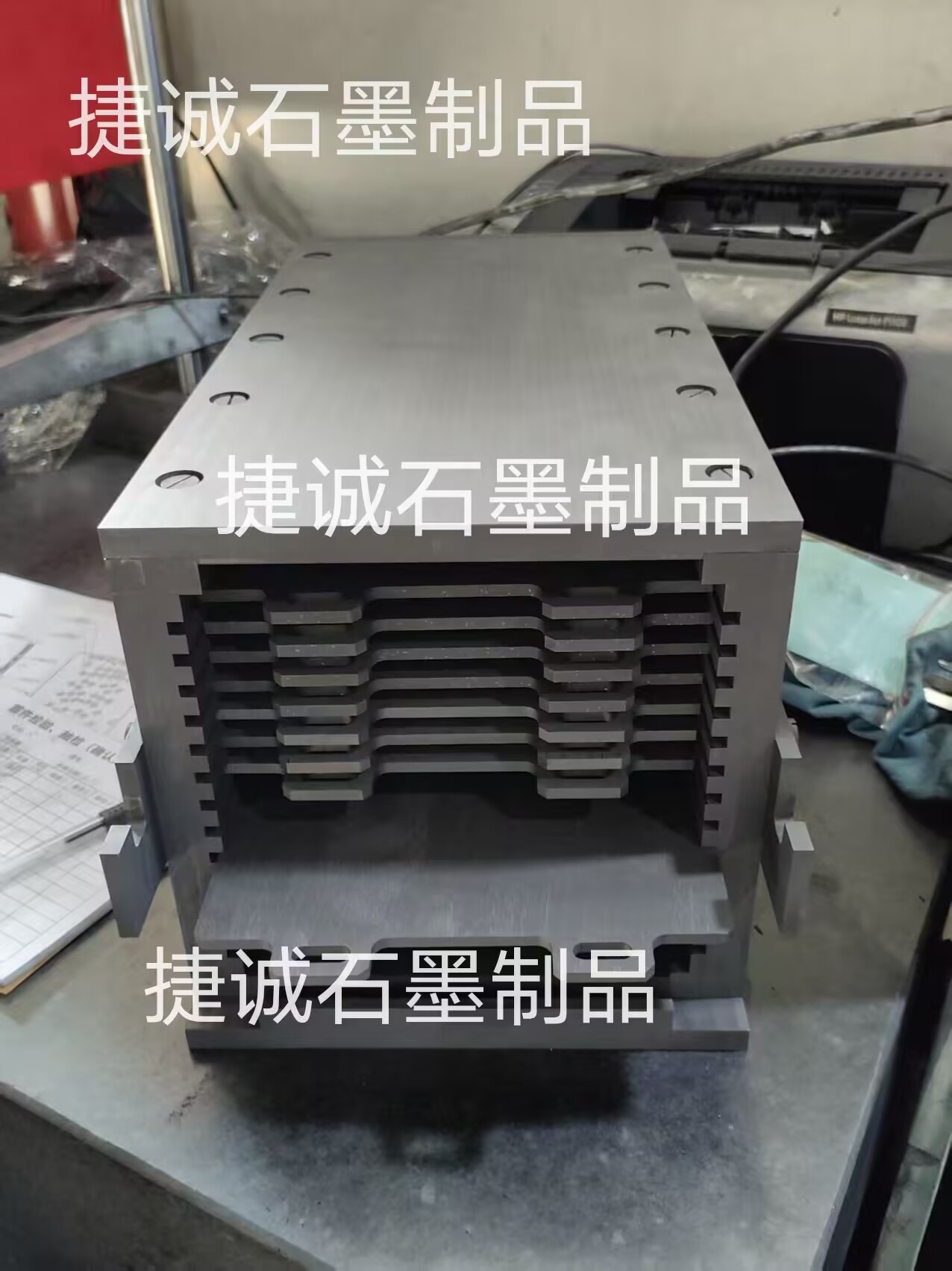 粉末冶金爐，粉末冶金爐石墨件，粉末冶金爐石墨配件，真空爐，真空燒結(jié)爐，精密石墨件，粉末冶金爐石墨件加工，粉末冶金爐生產(chǎn)廠家，粉末冶金爐石墨件加工廠